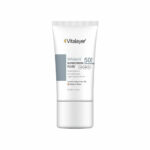 فلوئید ضد آفتاب ضد لک بژ طبیعی وایت ویت مناسب انواع پوست SPF50 ویتالیر vitalayer